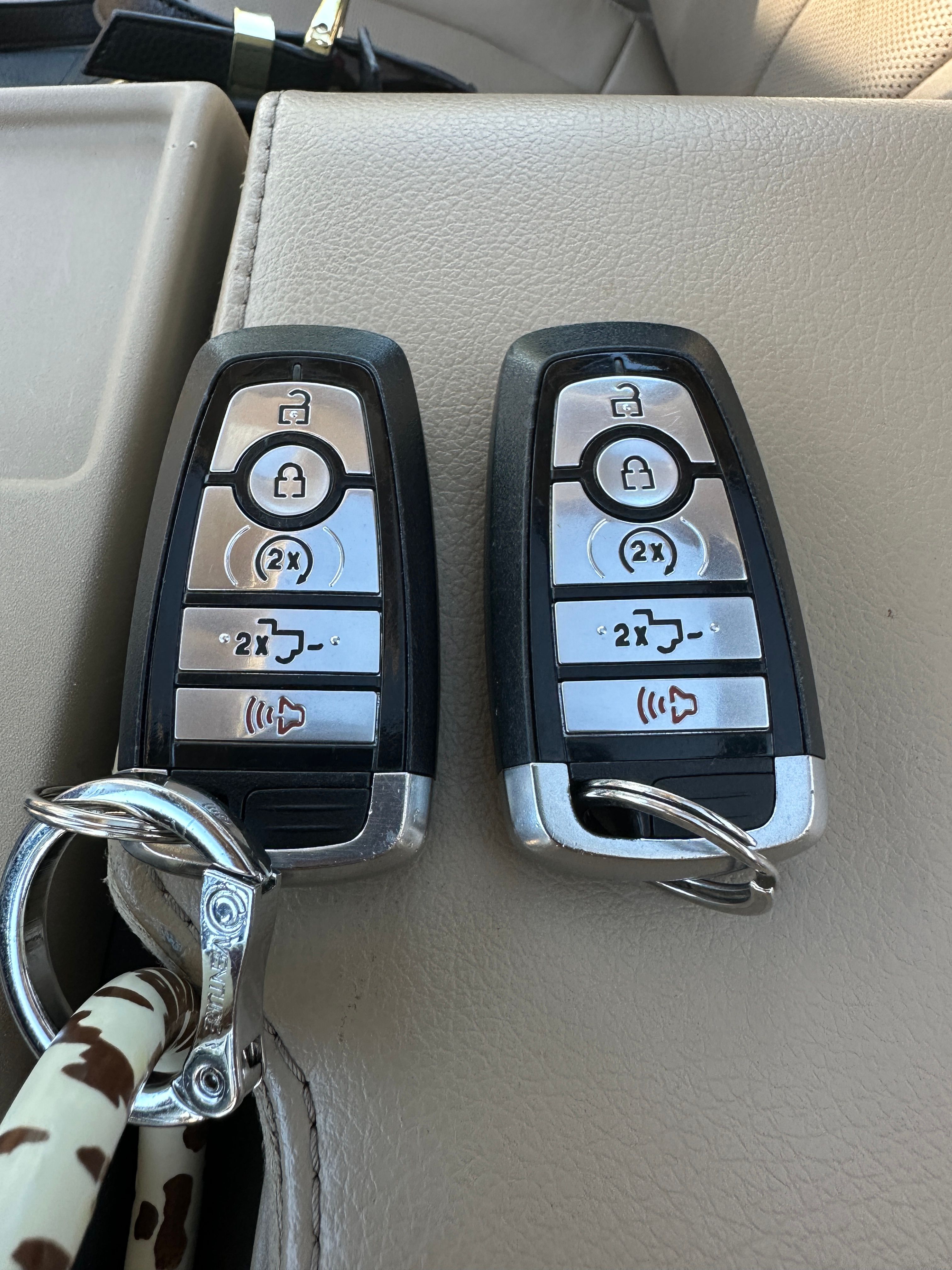 Used 2020 Ford F150 Lariat w/ Equipment Group 501A Mid image 10