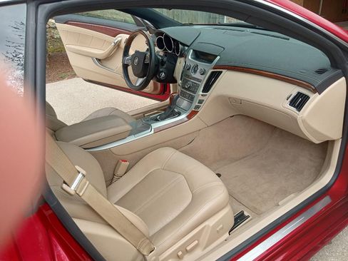 Used 2012 Cadillac CTS Premium image 11