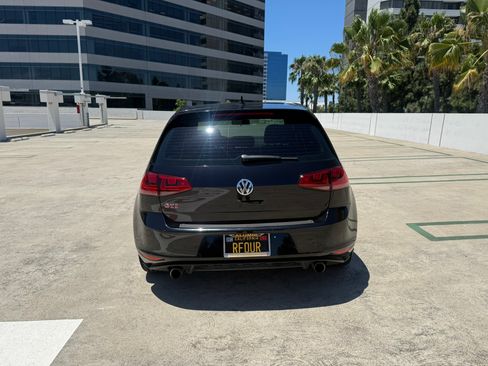 Used 2017 Volkswagen GTI Autobahn FWD image 5