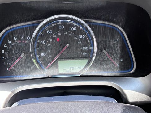 Used 2015 Toyota RAV4 Limited FWD image 10