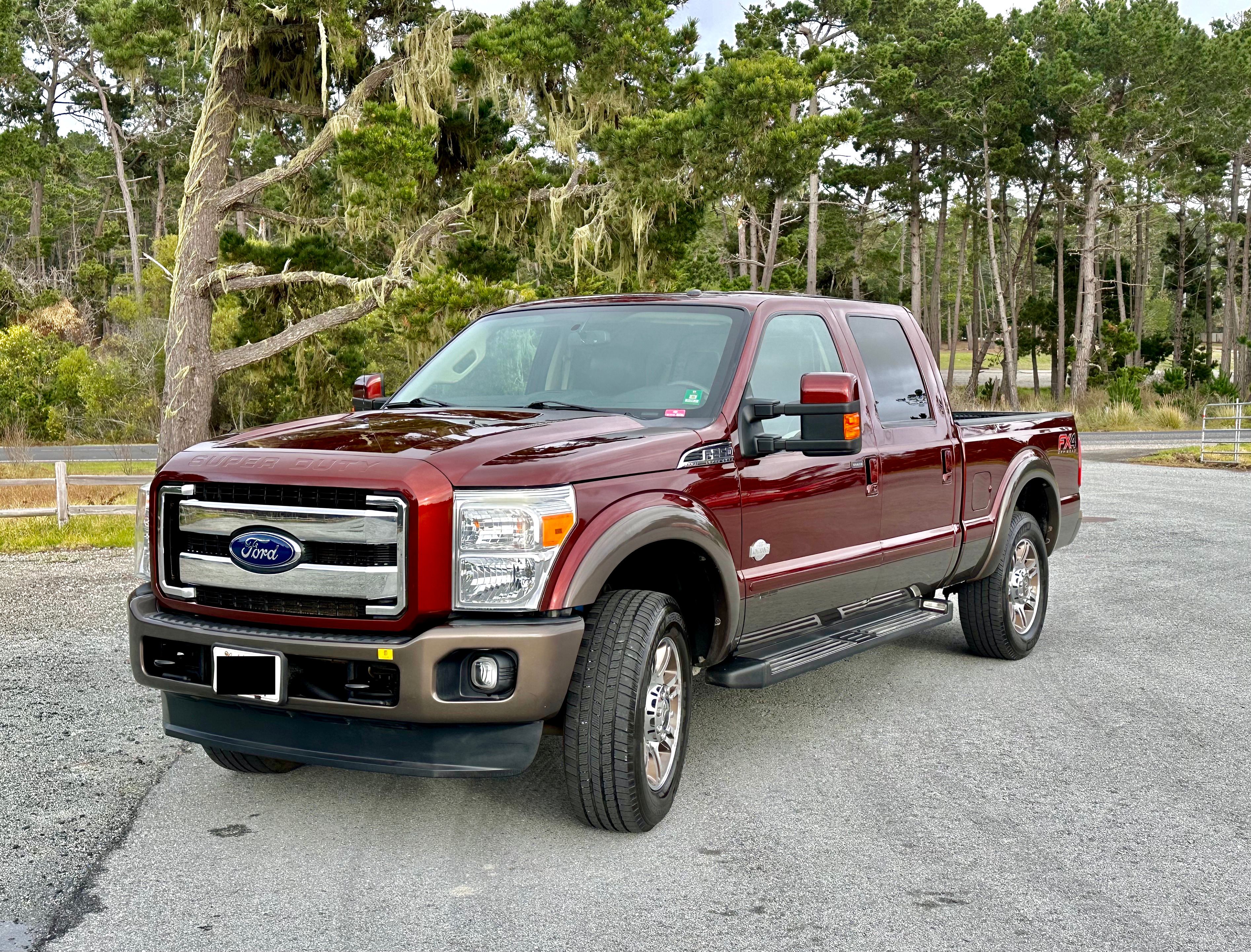 Used 2016 Ford F250 King Ranch w/ FX4 Off-Road Package AWD/4WD image 2