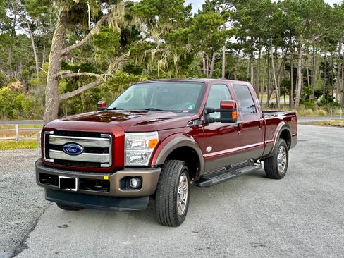 Used 2016 Ford F250 King Ranch w/ FX4 Off-Road Package image 2