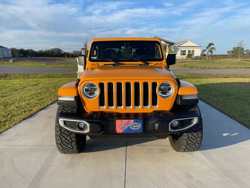 Used 2021 Jeep Gladiator Overland w/ Popular Equipment Package image 12