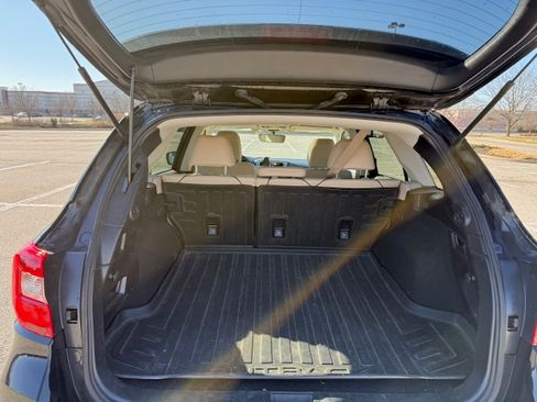 Used 2017 Subaru Outback 3.6R Limited image 6