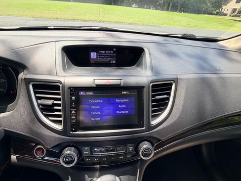 Used 2016 Honda CR-V Touring image 22