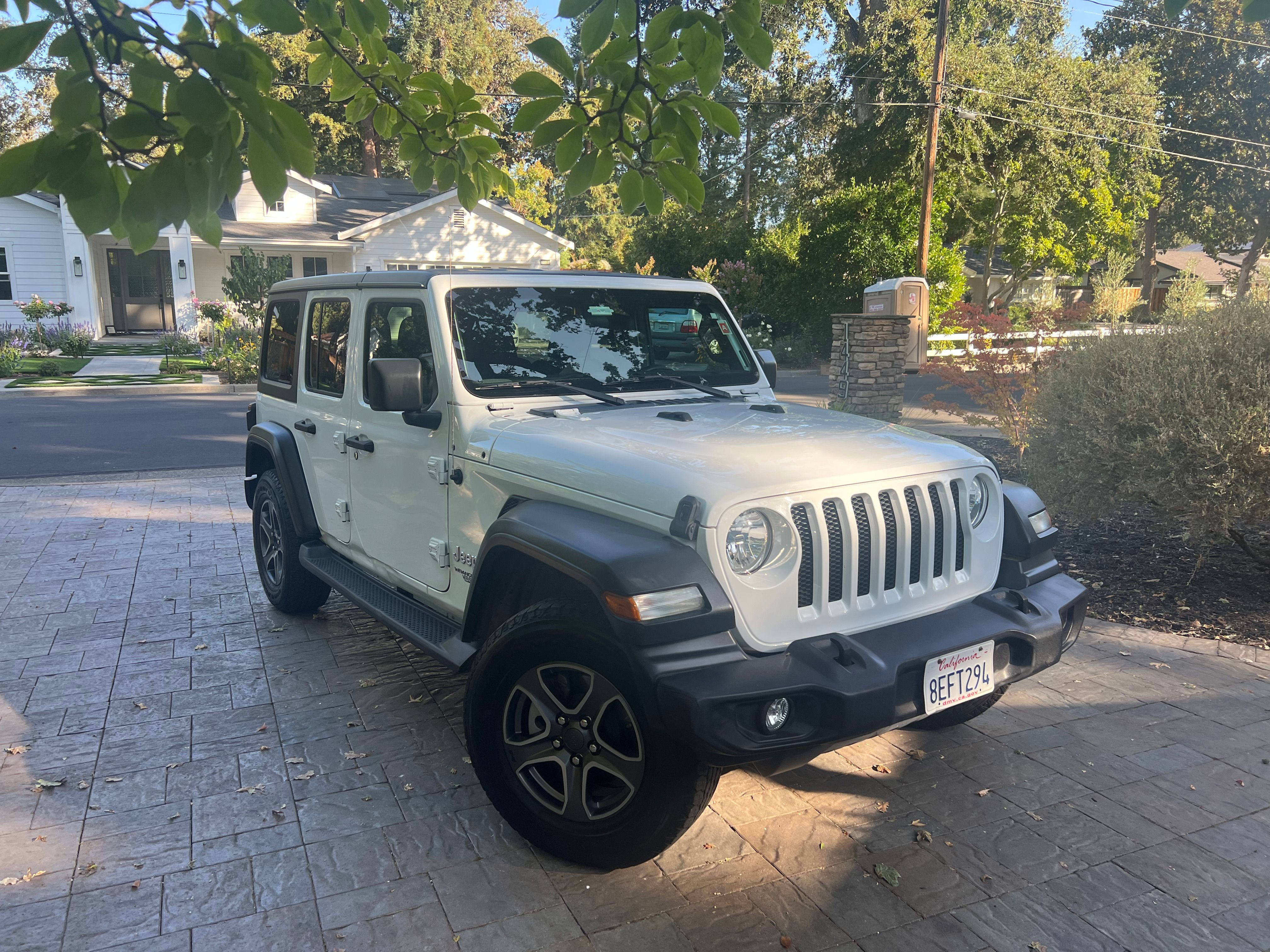 Used 2018 Jeep Wrangler Unlimited Sport S AWD/4WD image 9