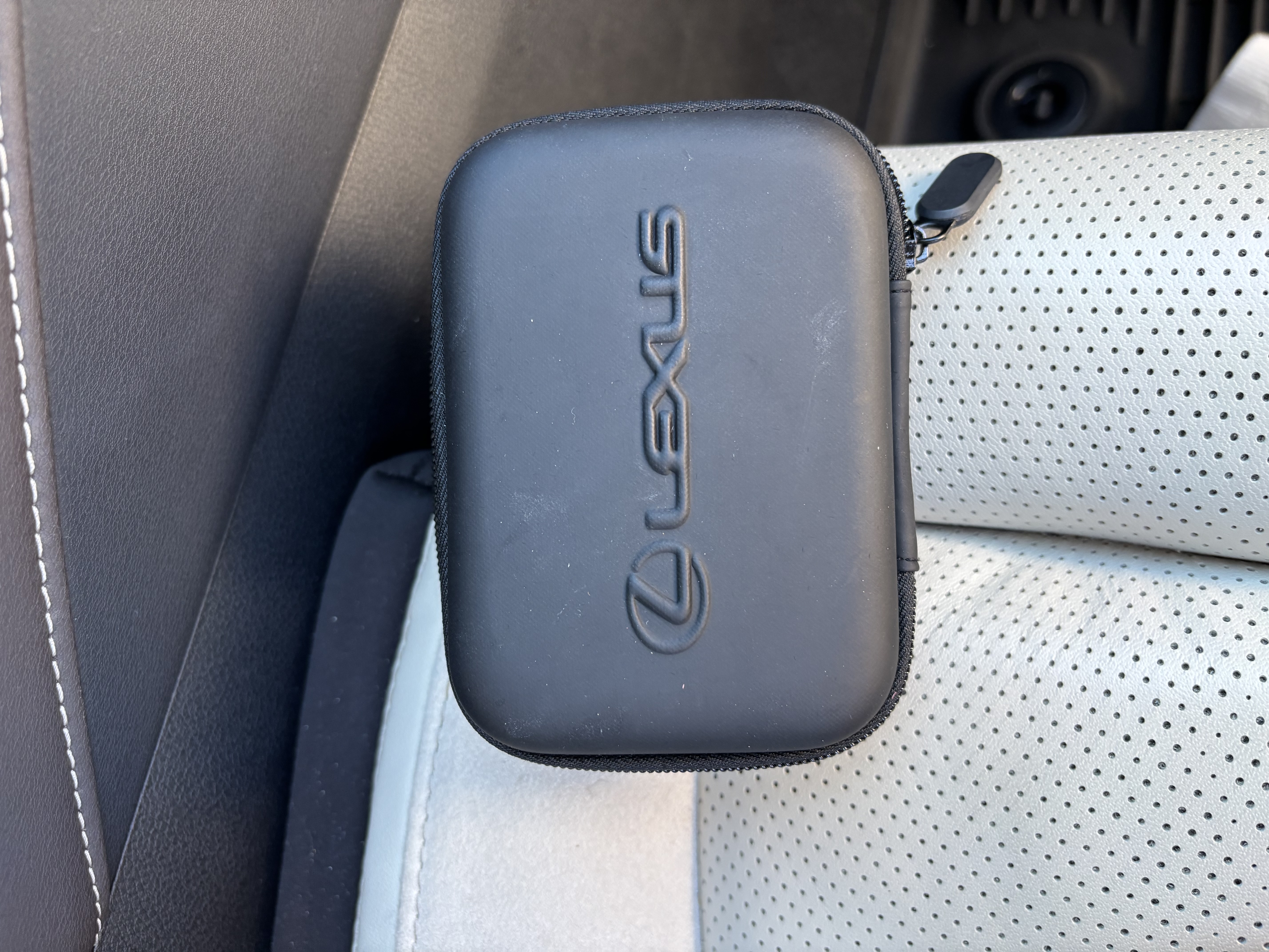 Used 2023 Lexus RX 350 w/ Cold Area Package AWD/4WD image 22