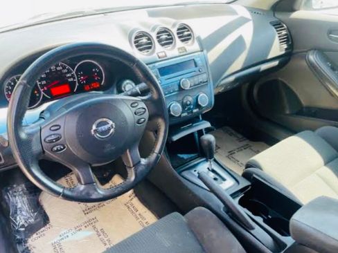 Used 2011 Nissan Altima 2.5 SL w/ 2.5SL Pkg image 2