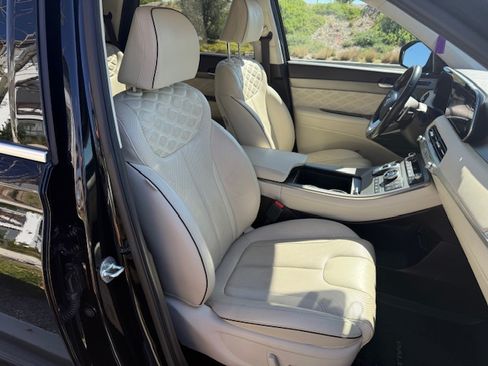 Used 2021 Hyundai Palisade Calligraphy w/ Cargo Package image 11