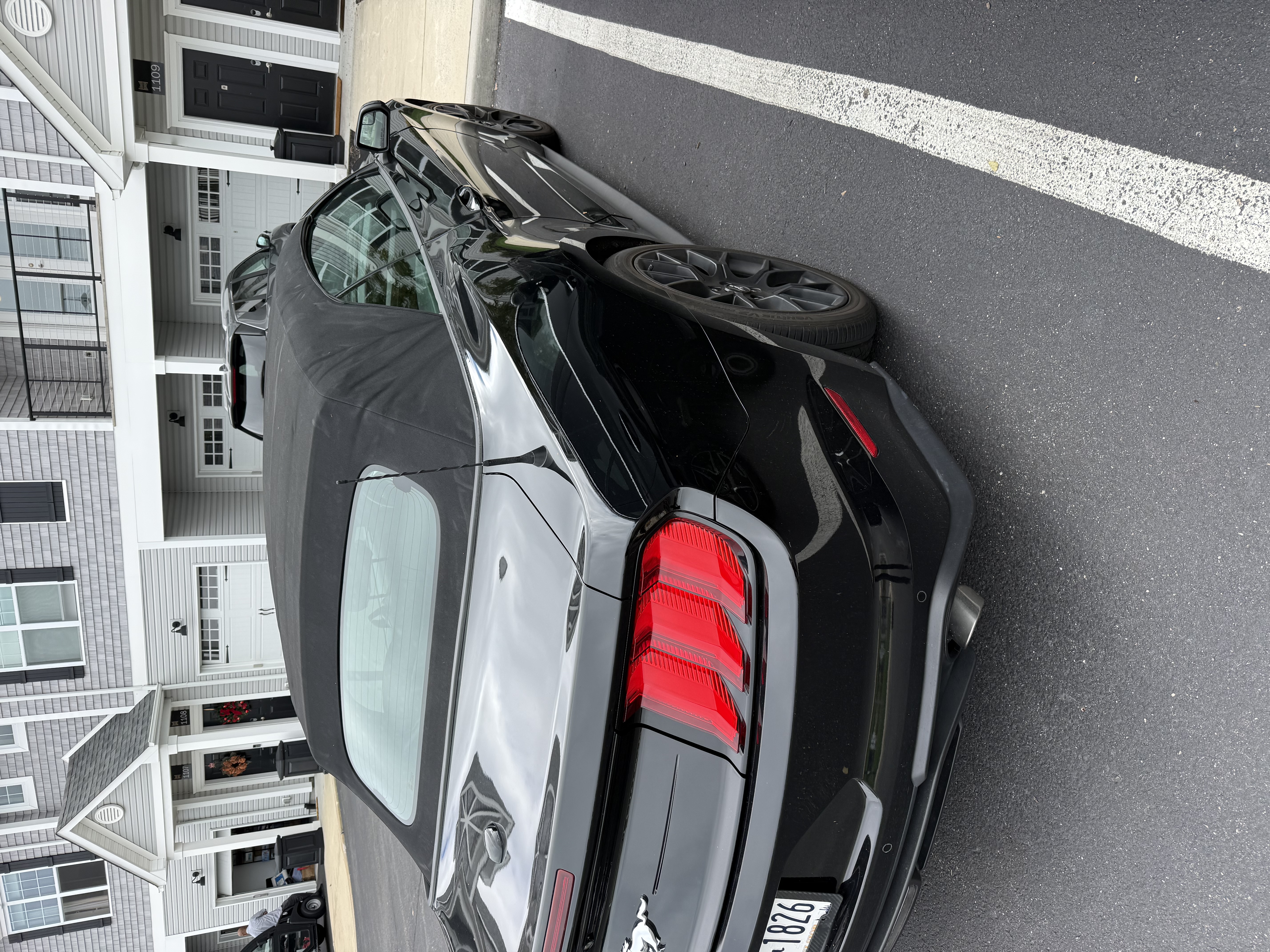 Used 2019 Ford Mustang Convertible w/ Ecoboost Performance Package RWD image 13