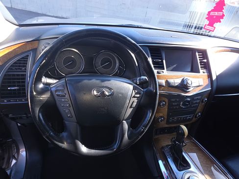 Used 2014 INFINITI QX80 Sport Utility 4D w/ Theater Package image 14