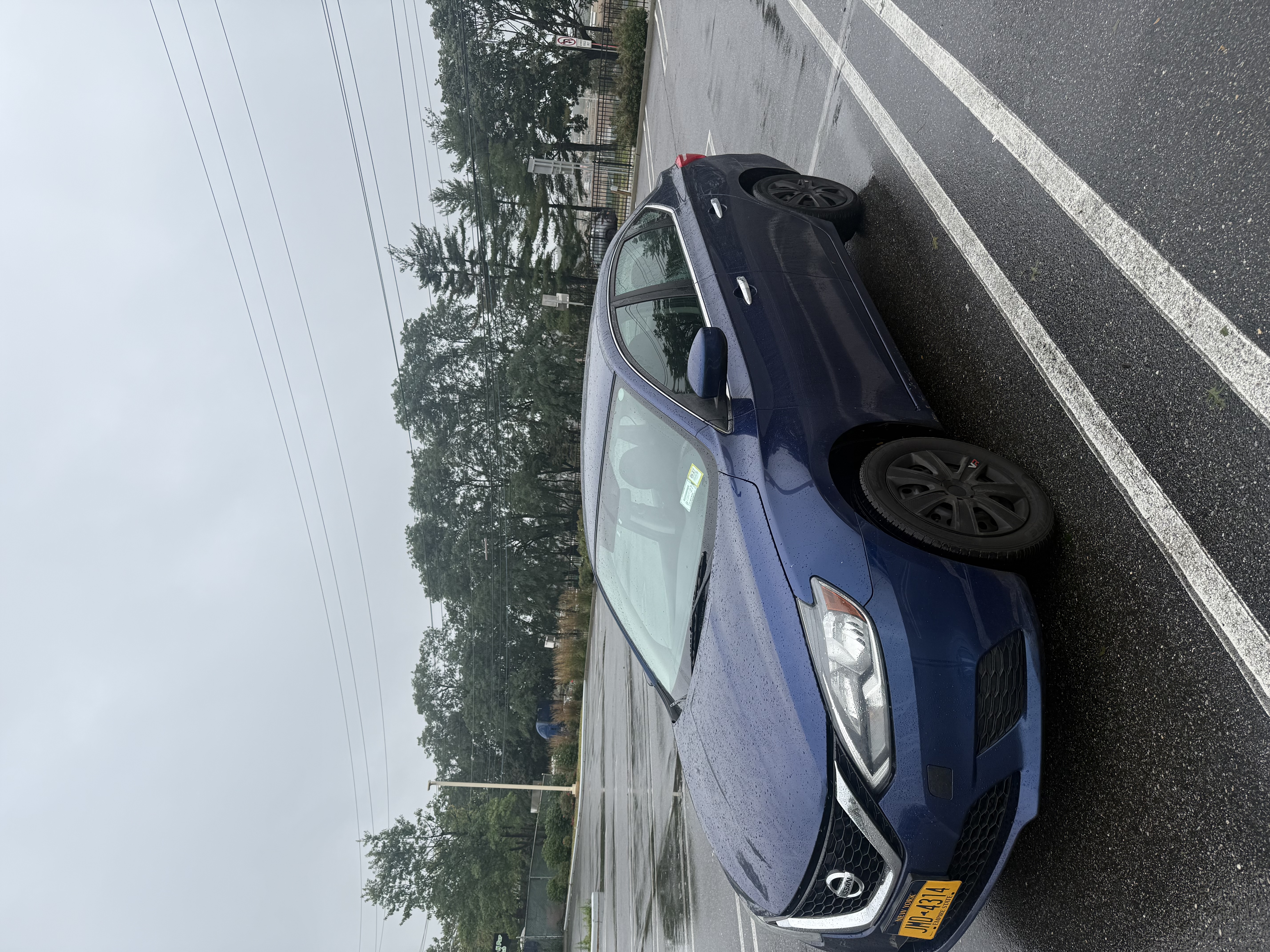 Used 2017 Nissan Sentra SV FWD image 5