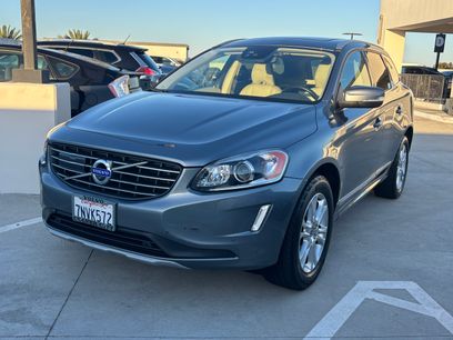 Used 2016 Volvo XC60 T5 Platinum
