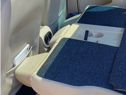 Used 2012 Volkswagen Tiguan SEL image 10