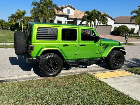 Used 2020 Jeep Wrangler Unlimited Sahara w/ Uconnect 4C Nav & Sound Group image 2