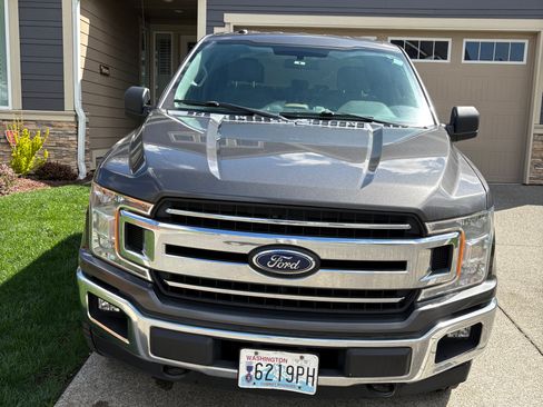 Used 2018 Ford F150 XLT image 1
