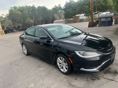 Used 2016 Chrysler 200 Limited w/ Anniversary Edition image 6