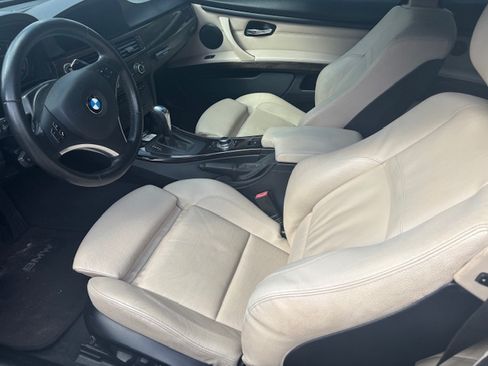 Used 2011 BMW 328i Convertible image 5