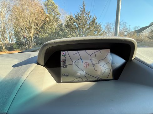 Used 2011 Acura MDX Sport Utility 4D image 29