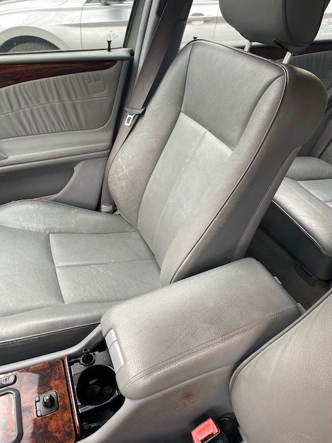 Used 2001 Mercedes-Benz E 320 Wagon image 6