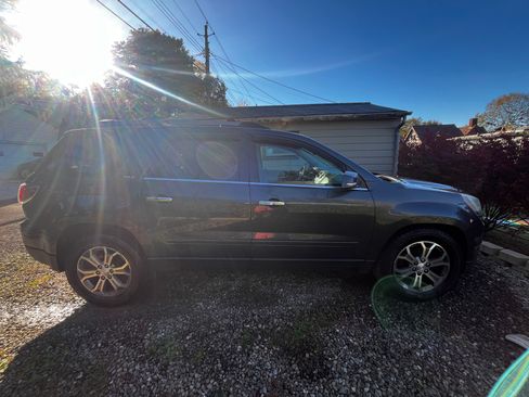 Used 2013 GMC Acadia SLT image 5