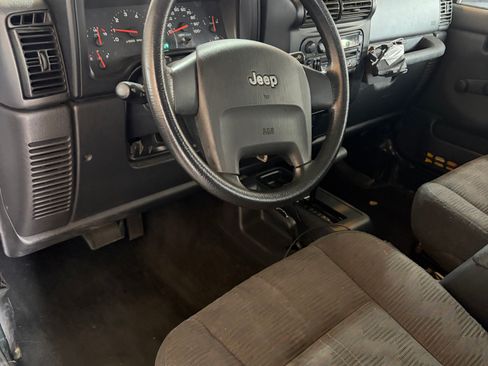 Used 2004 Jeep Wrangler 4WD w/ Smokers Group image 17