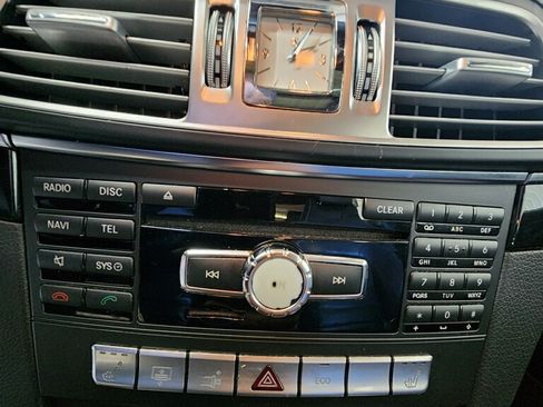 Used 2015 Mercedes-Benz E 400 4MATIC Coupe image 2