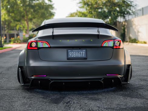 Used 2022 Tesla Model 3 Long Range image 8