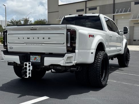 Used 2024 Ford F450 Limited w/ FX4 Off-Road Package image 2