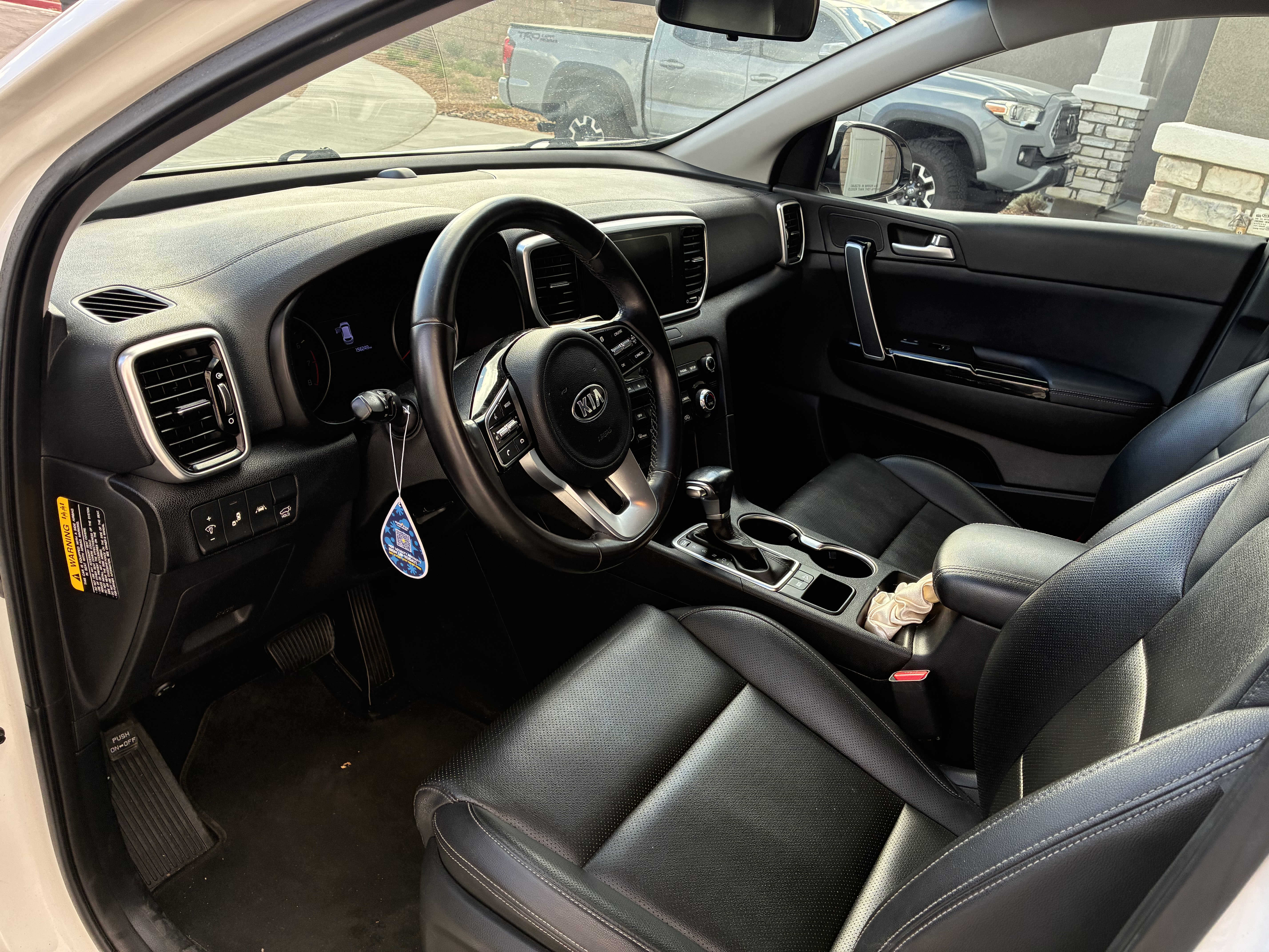 Used 2020 Kia Sportage EX FWD image 11
