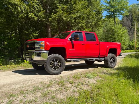 Used 2016 Chevrolet Silverado 2500 LT w/ All Star Edition AWD/4WD image 1