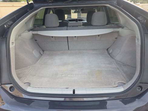 Used 2015 Toyota Prius Four image 11