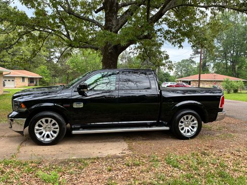 Used 2014 RAM 1500 Laramie Longhorn w/ Convenience Group image 4