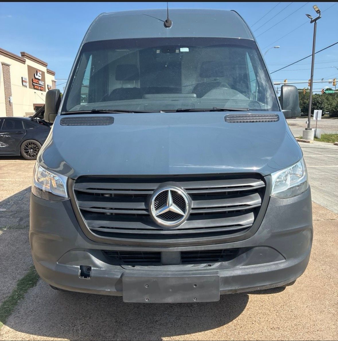 Used 2019 Mercedes-Benz Sprinter 170 image 1