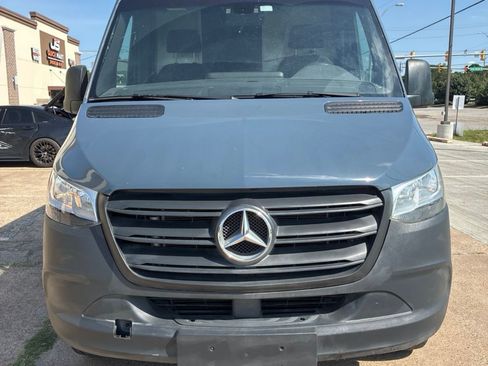 Used 2019 Mercedes-Benz Sprinter 170 image 1