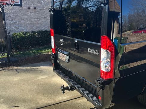 Used 2023 RAM ProMaster 3500 w/ Driver Convenience Group image 10