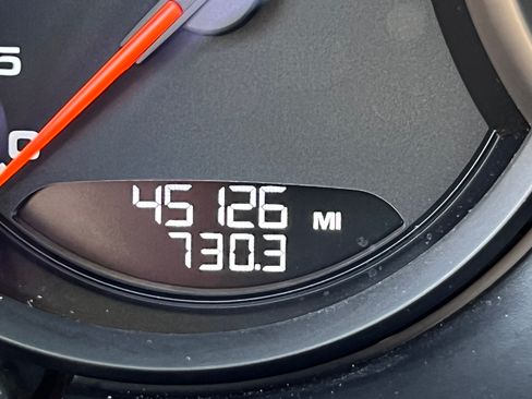 Used 2018 Porsche Macan Turbo image 20