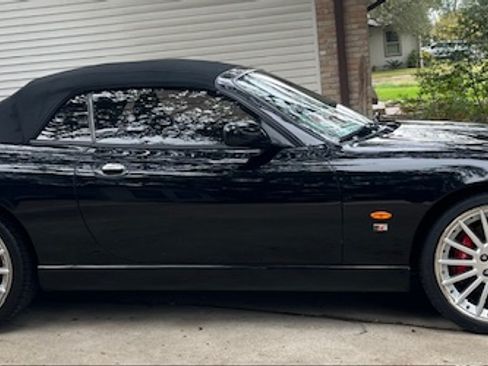 Used 2006 Jaguar XK8 Convertible image 1