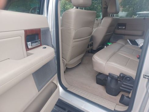 Used 2006 Ford F150 Lariat image 12