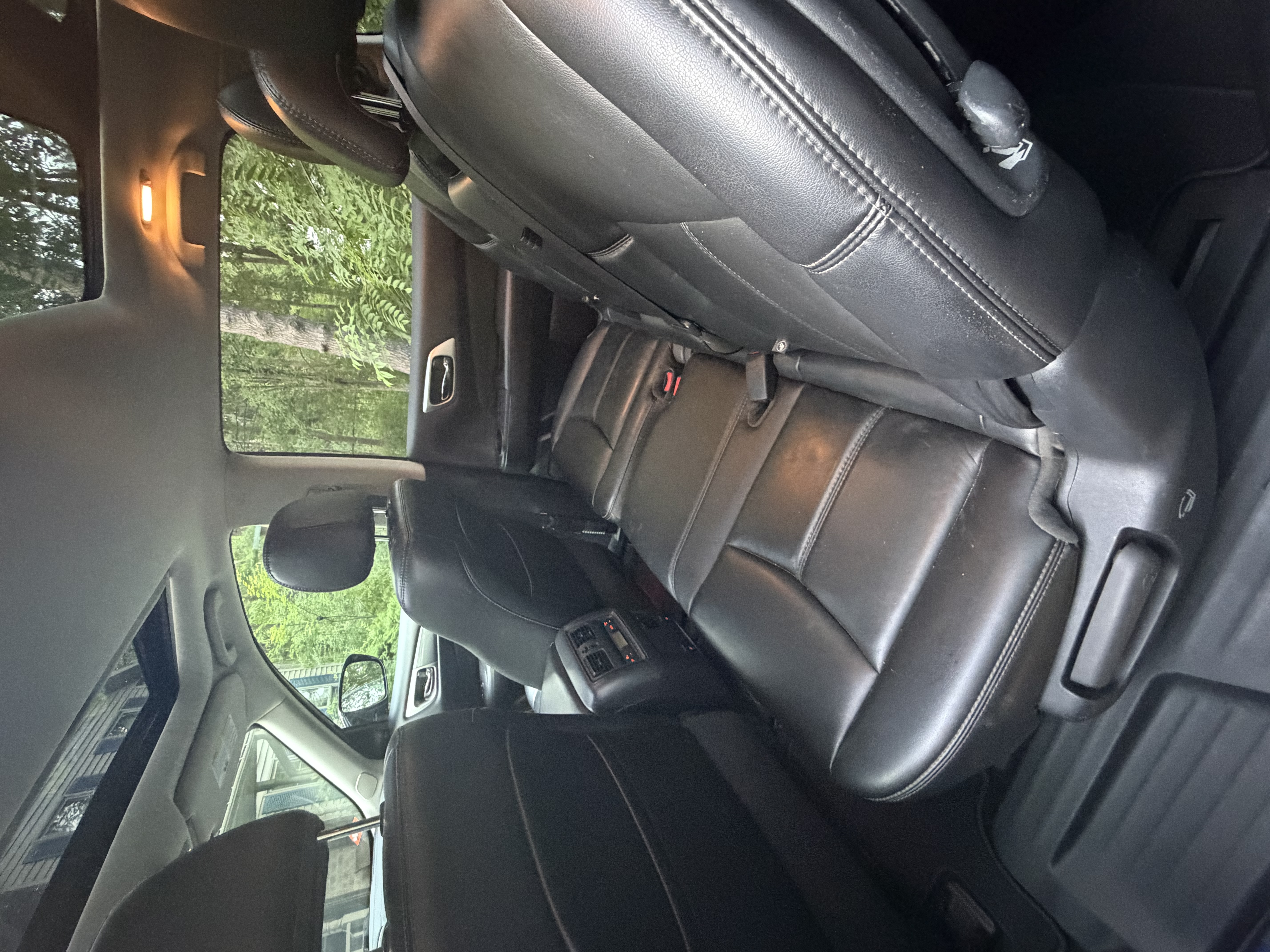 Used 2017 Nissan Pathfinder SL w/ SL Premium Package AWD/4WD image 17
