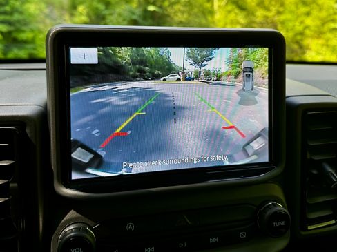Used 2022 Ford Bronco Sport Outer Banks w/ Tech Package AWD/4WD image 14