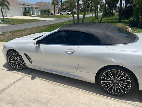 Used 2022 BMW M850i xDrive Convertible w/ Driving Assistance Package AWD/4WD image 2