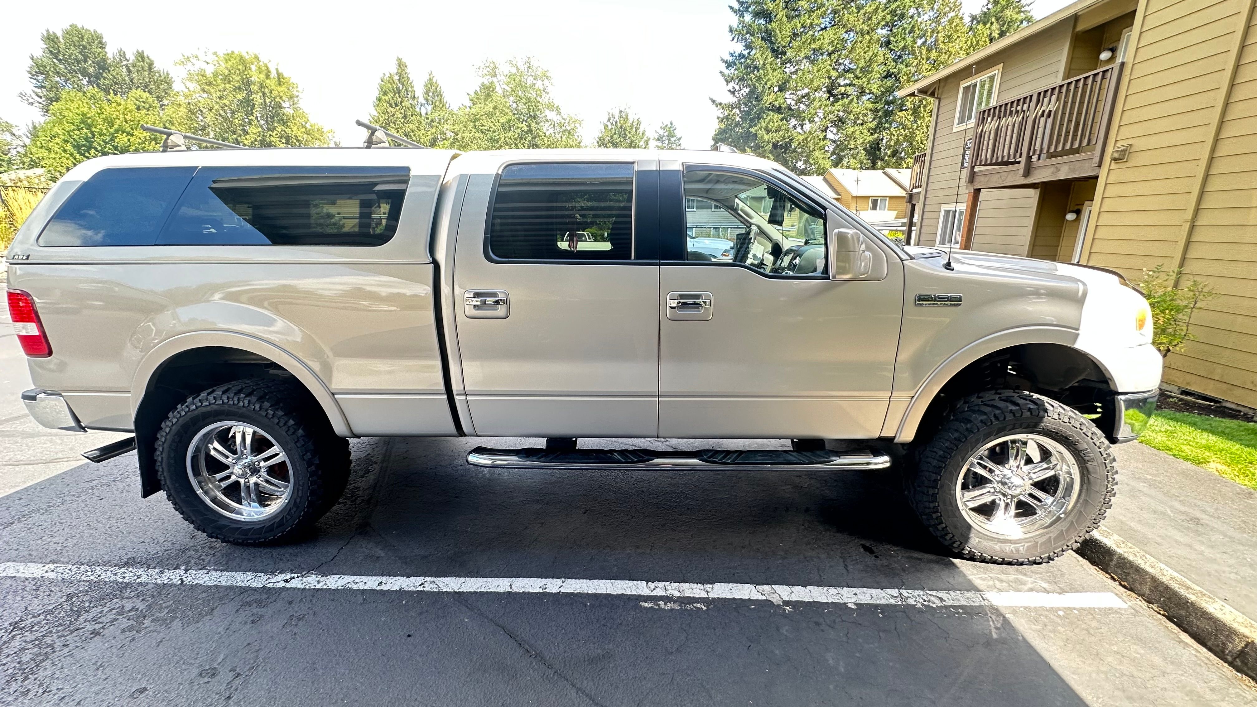 Used 2006 Ford F150 Lariat AWD/4WD image 4