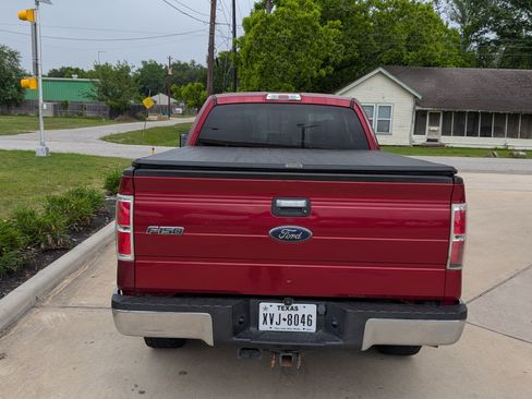 Used 2013 Ford F150 XLT w/ XLT Chrome Pkg AWD/4WD image 2