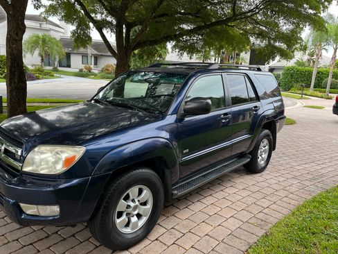 Used 2005 Toyota 4Runner Sport image 4