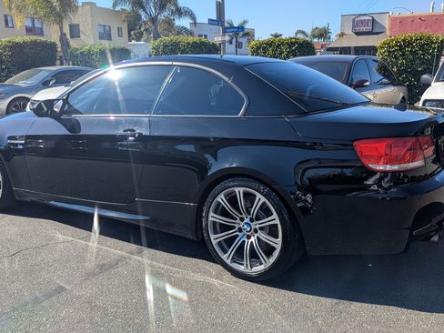Used 2010 BMW M3 Convertible image 30