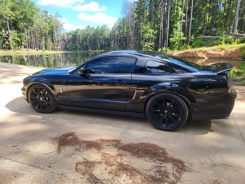 Used 2009 Ford Mustang Shelby GT500 image 2