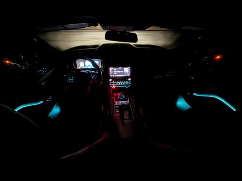 Used 2017 Jaguar F-PACE S image 18