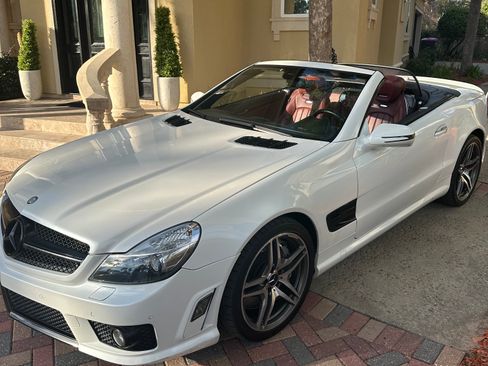 Used 2011 Mercedes-Benz SL 63 AMG image 11