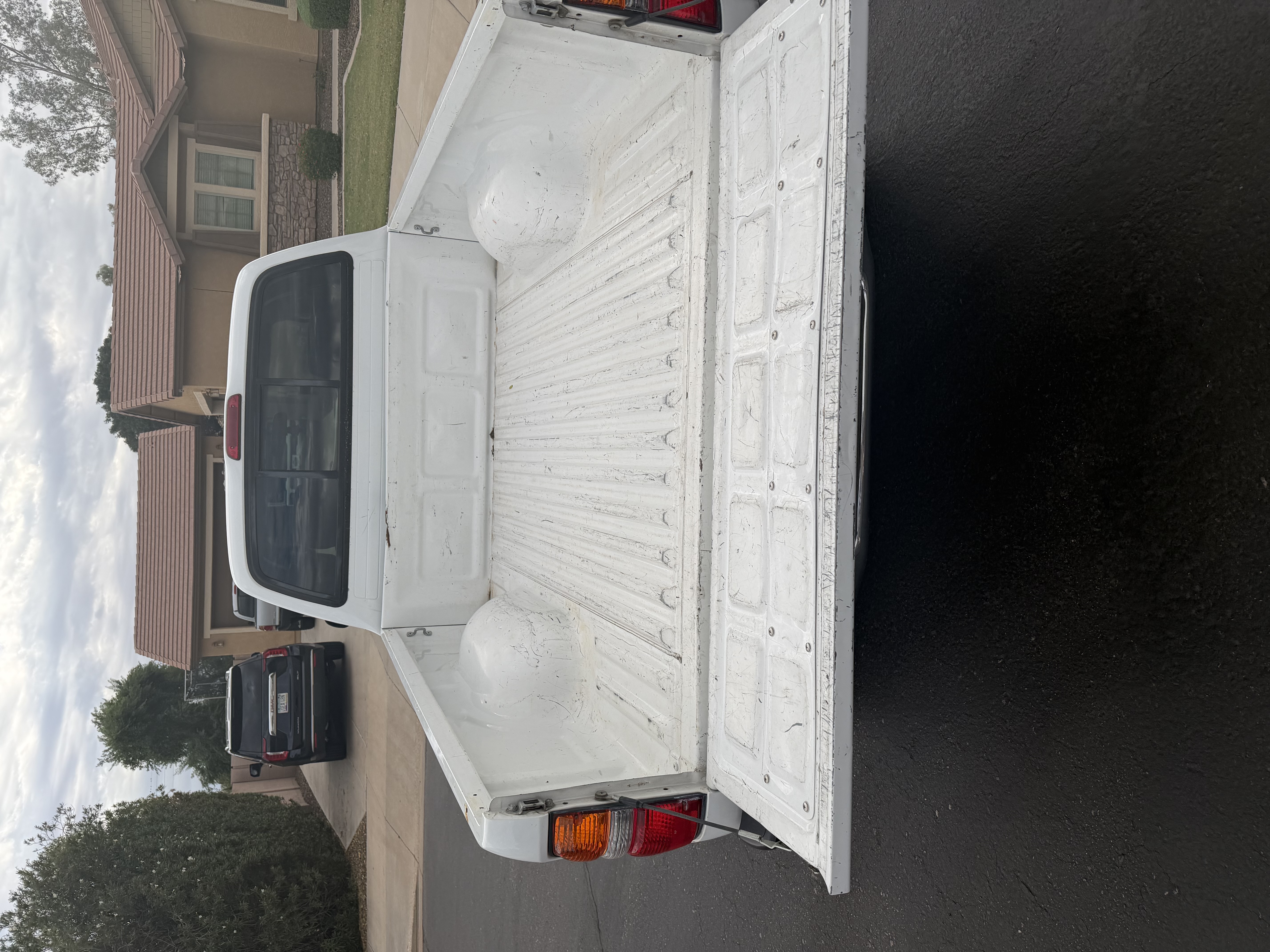 Used 2004 Toyota Tacoma PreRunner w/ SR5 Pkg RWD image 6
